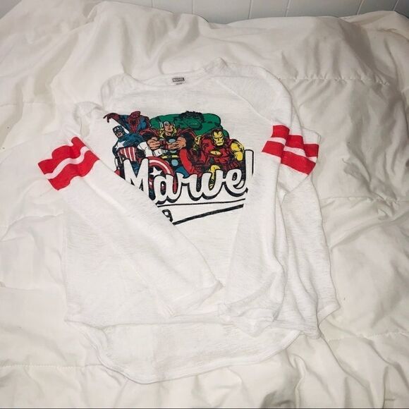 NWOT Marvel sweatshirt - Picture 4 of 4